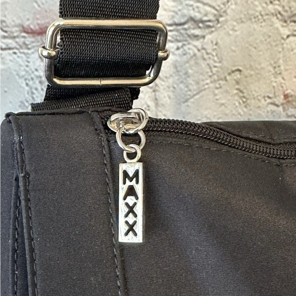 Black Max New York Collection Messenger  Bag